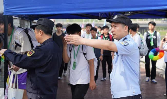 截图录屏_选择区域_20250422112130.png